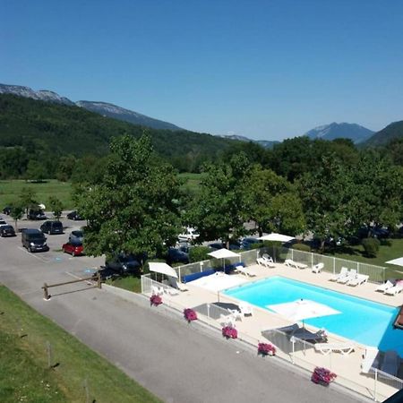The Green Fee Close To The Golf Course And 5 Minutes From The Lake Жие Экстерьер фото